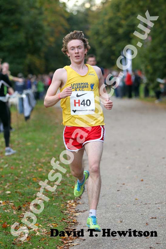 Harry Harper bring Liverpool Harriers home in 2nd place in the mens ERRA National Road Relays.